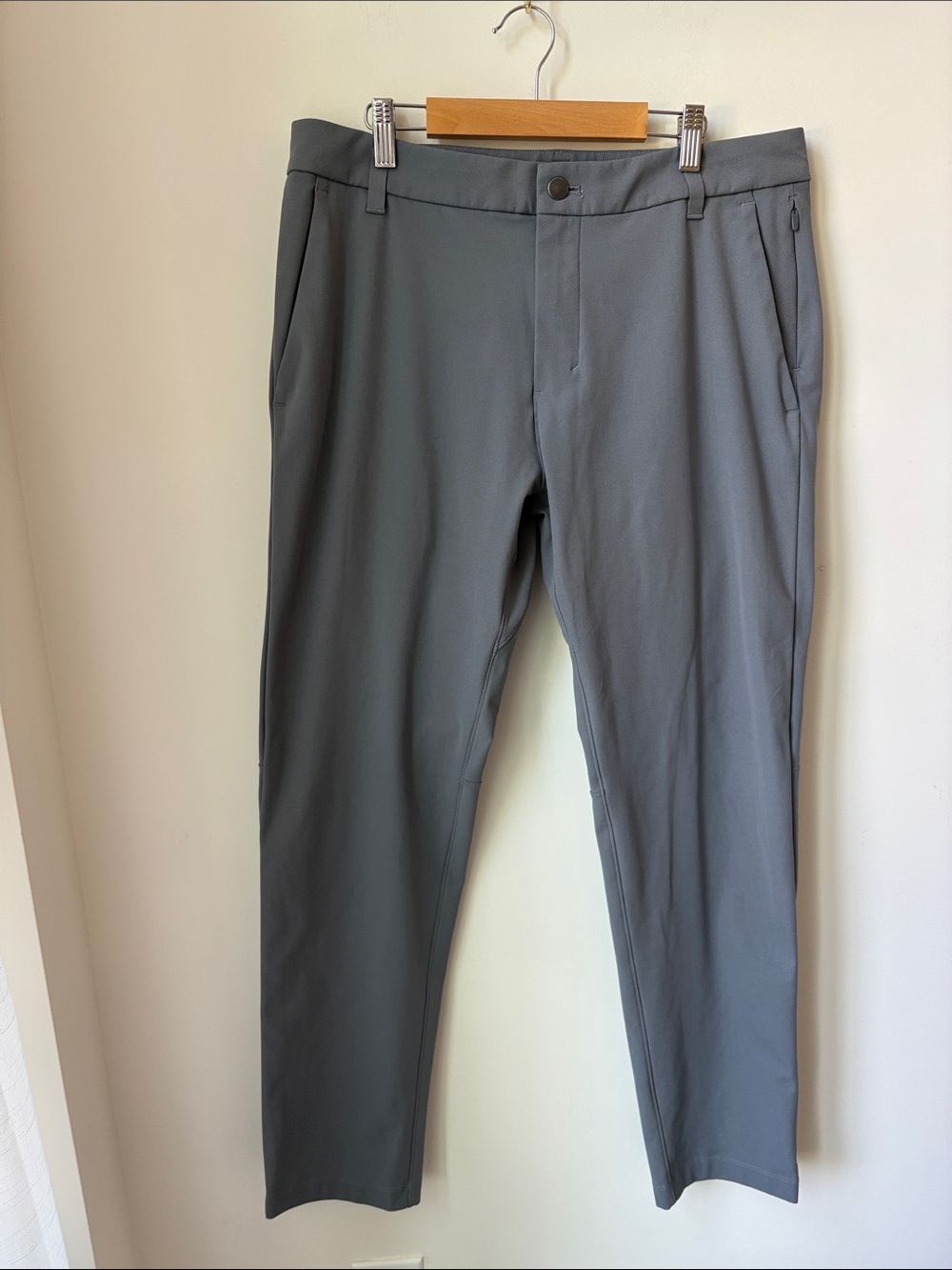 Lululemon Commission Pants Warpstreme Stretch in Grey Performance Size 33